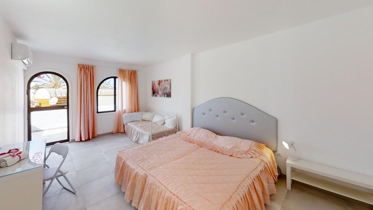Villa Las Buganvillas - 3 Habitaciones Y 3 Banos Privados En Maspalomas Maspalomas  Kültér fotó